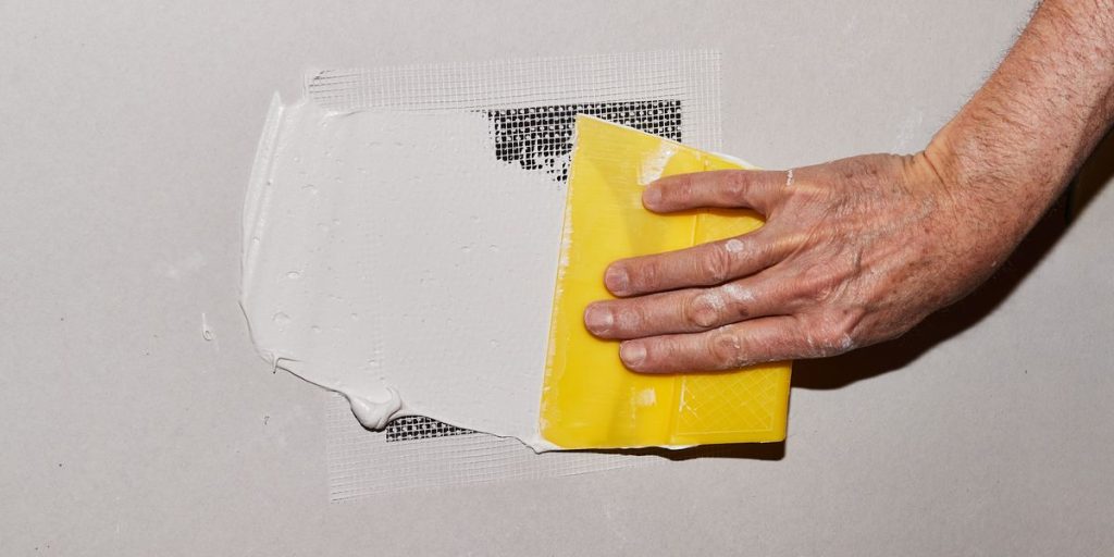 How to repair Drywall